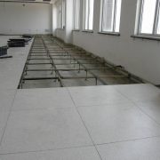 Jasa instalasi raised Floor
